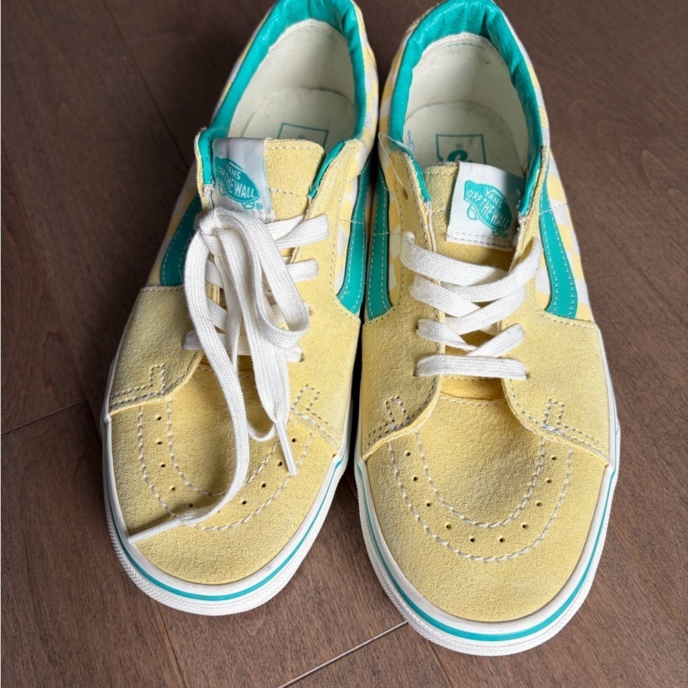 Vans Yellow and Teal Sneakers Womens 9.5 Mens 8 New - Picture 2 of 6